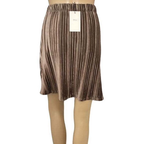 THML Velour Skater Skirt L Velvet Fairy Grunge Whimsigoth Elastic Waist Preppy - Picture 7 of 16